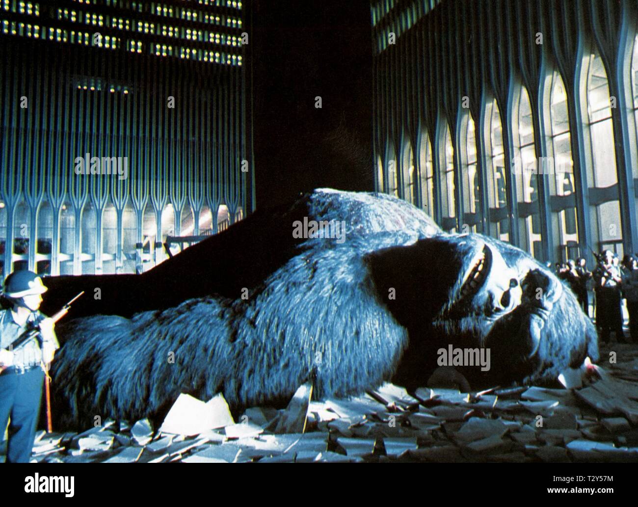 KING KONG, GORILLA, KING KONG, 1976 Stock Photo Alamy