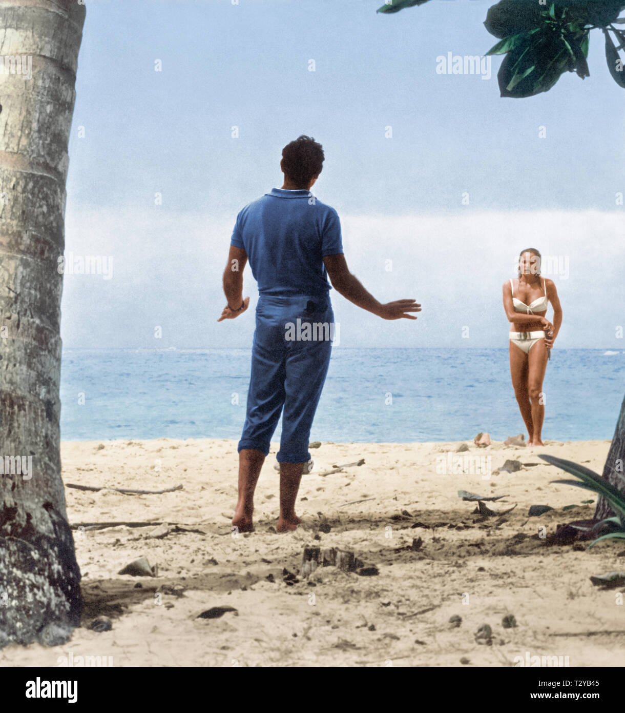 Sean Connery Ursula Andress James High Resolution Stock Photography and Images Alamy