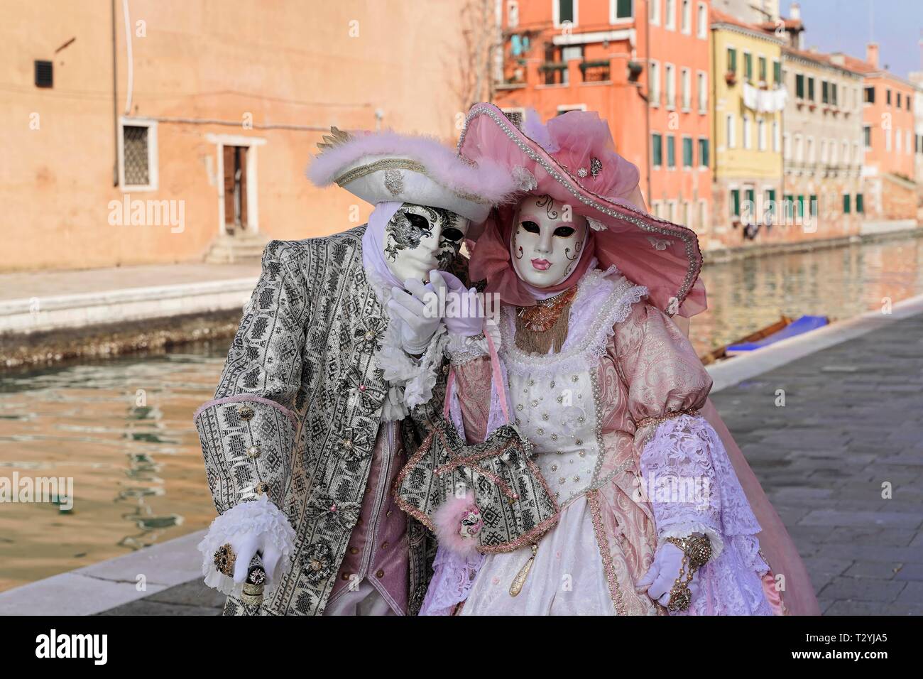 Pair with traditional Venetian masks, Carnival in Venice, Veneto, Italy  Stock Photo - Alamy