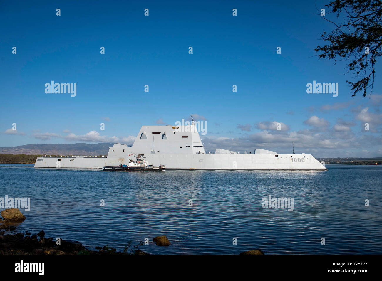 190402-N-SF508-0008 JOINT BASE PEARL HARBOR-HICKAM (April 2, 2019) The lead ship of the U.S. Navy’s newest class of guided-missile destroyers, USS Zumwalt (DDG 1000), arrives in Pearl Harbor. During the scheduled port visit, Zumwalt will conduct engagements with local officials and organizations. Zumwalt is under operational control of U.S. 3rd Fleet. Third Fleet leads all naval forces in the Pacific and provides the realistic, relevant training necessary for an effective global Navy. Third Fleet coordinates with U.S. 7th Fleet to plan and execute missions based on their complementary strength Stock Photo