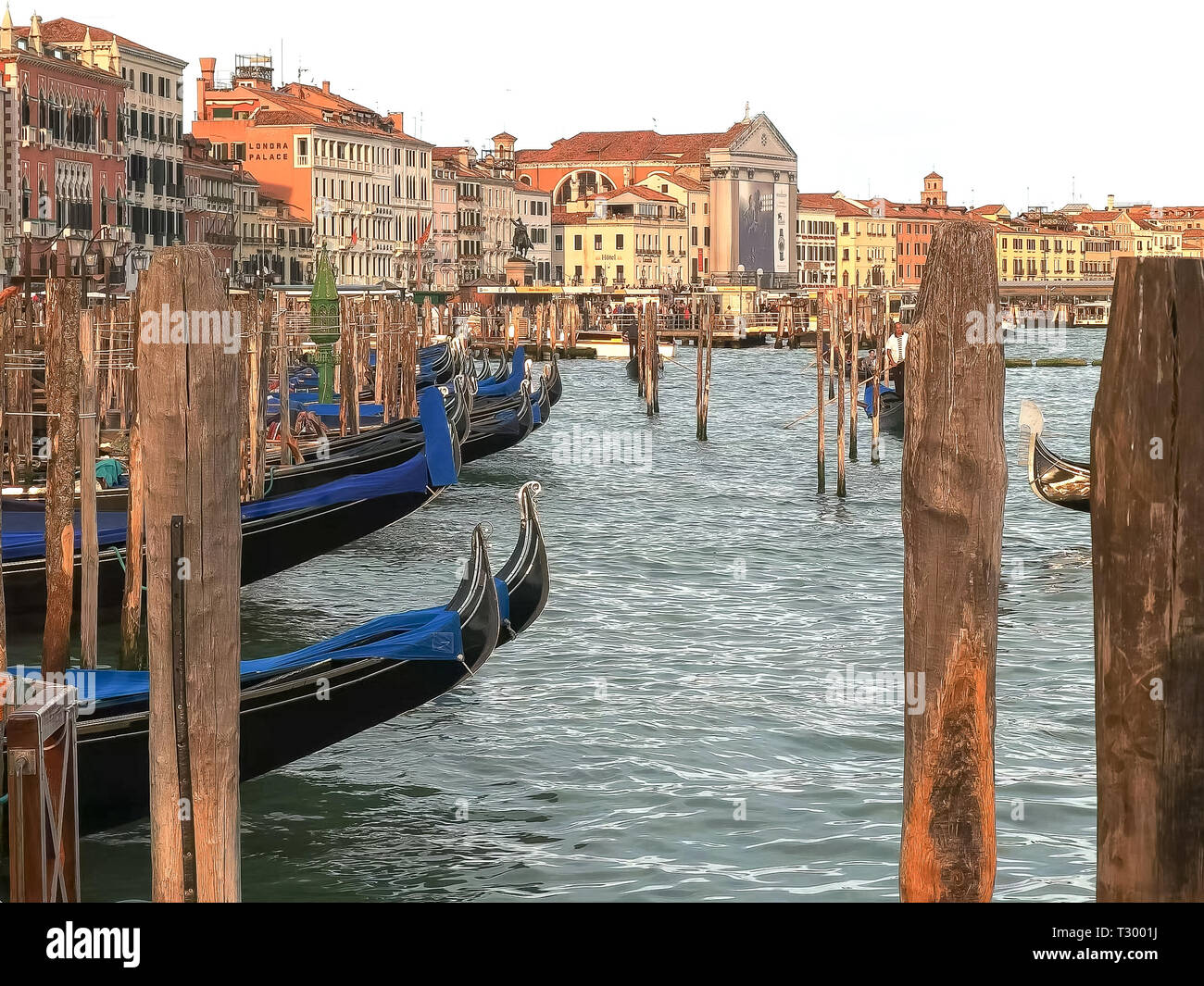 Gondolas tied up hi-res stock photography and images - Alamy