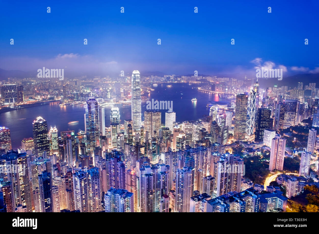 Hong Kong from Victoria peak at dusk Stock Photo - Alamy