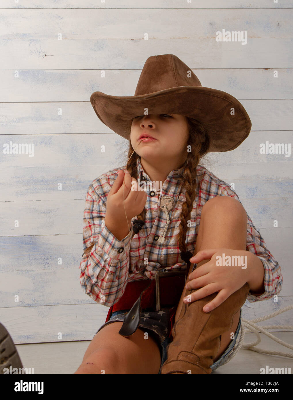 broad brimmed cowboy hat