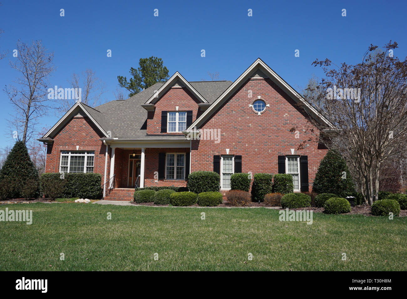 Suburban Home High Resolution Stock Photography And Images Alamy