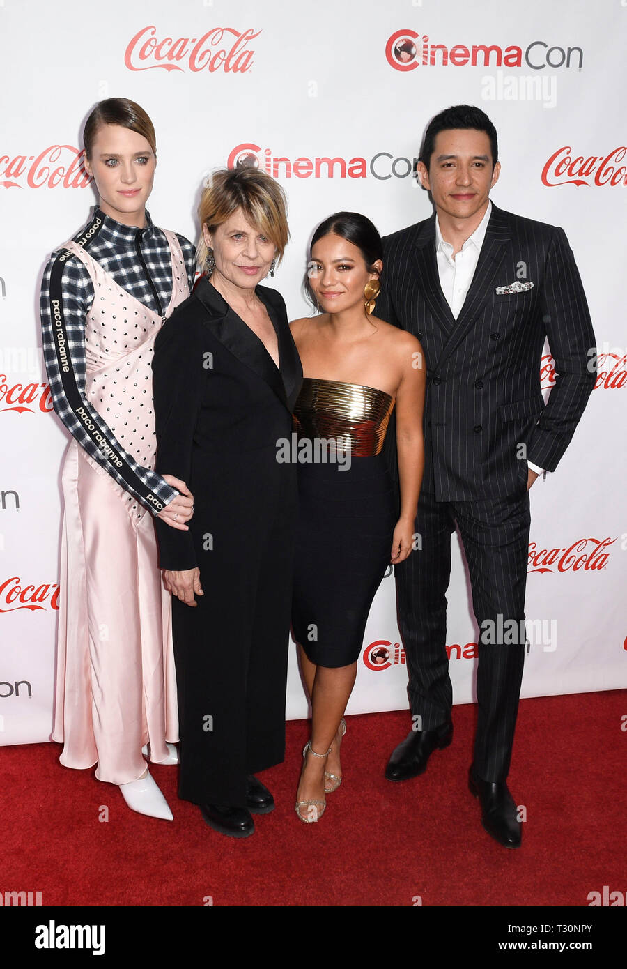 Las Vegas, NV, USA. 04th Apr, 2019. Mackenzie Davis, Linda Hamilton, Natalia Reyes and Gabriel Luna at the 2019 CinemaCon Big Screen Achievement Awards at The Colosseum at Caesar's Palace on April 04, 2019 in Las Vegas, Nevada. Credit: Damairs Carter/Media Punch/Alamy Live News  Stock Photo