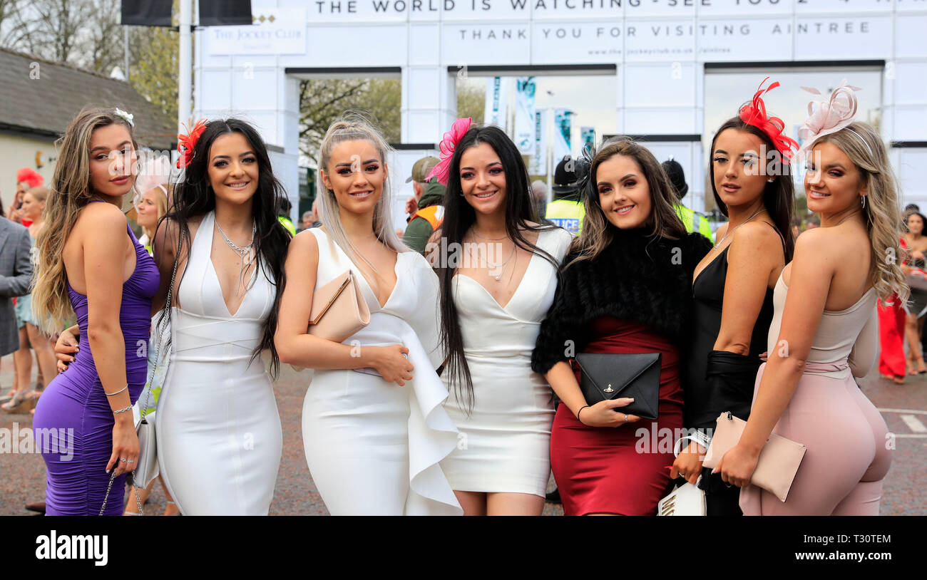 Aintree Racecourse, Aintree, UK. 5th Apr, 2019. The 2019 Grand National horse racing festival, day 2; Young racegoers enjoying Ladies day at Aintree Credit: Action Plus Sports/Alamy Live News Stock Photo