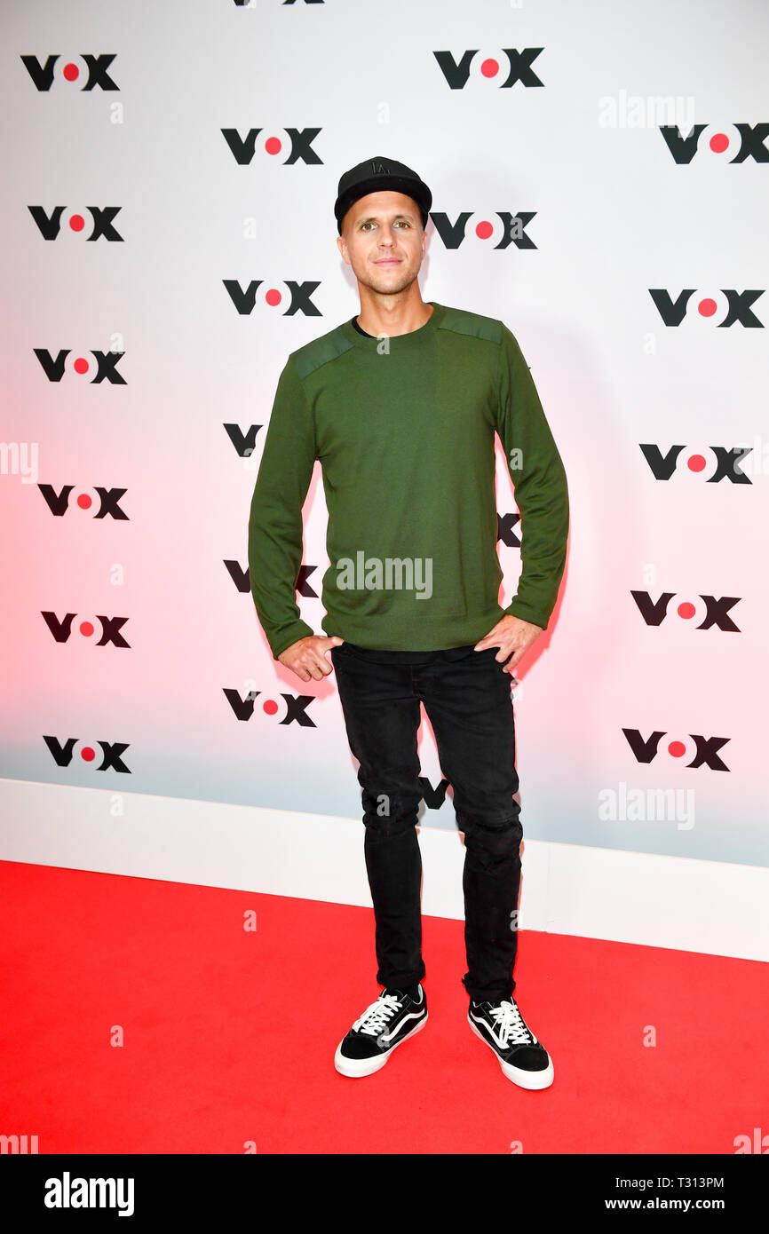 Berlin Germany 05th Apr 2019 Singer Songwriter Milow From The Show Sing Meinen Song At A Press Meeting Of The Tv Station Vox Credit Jens Kalaene Dpa Zentralbild Dpa Alamy Live News Stock Photo Alamy