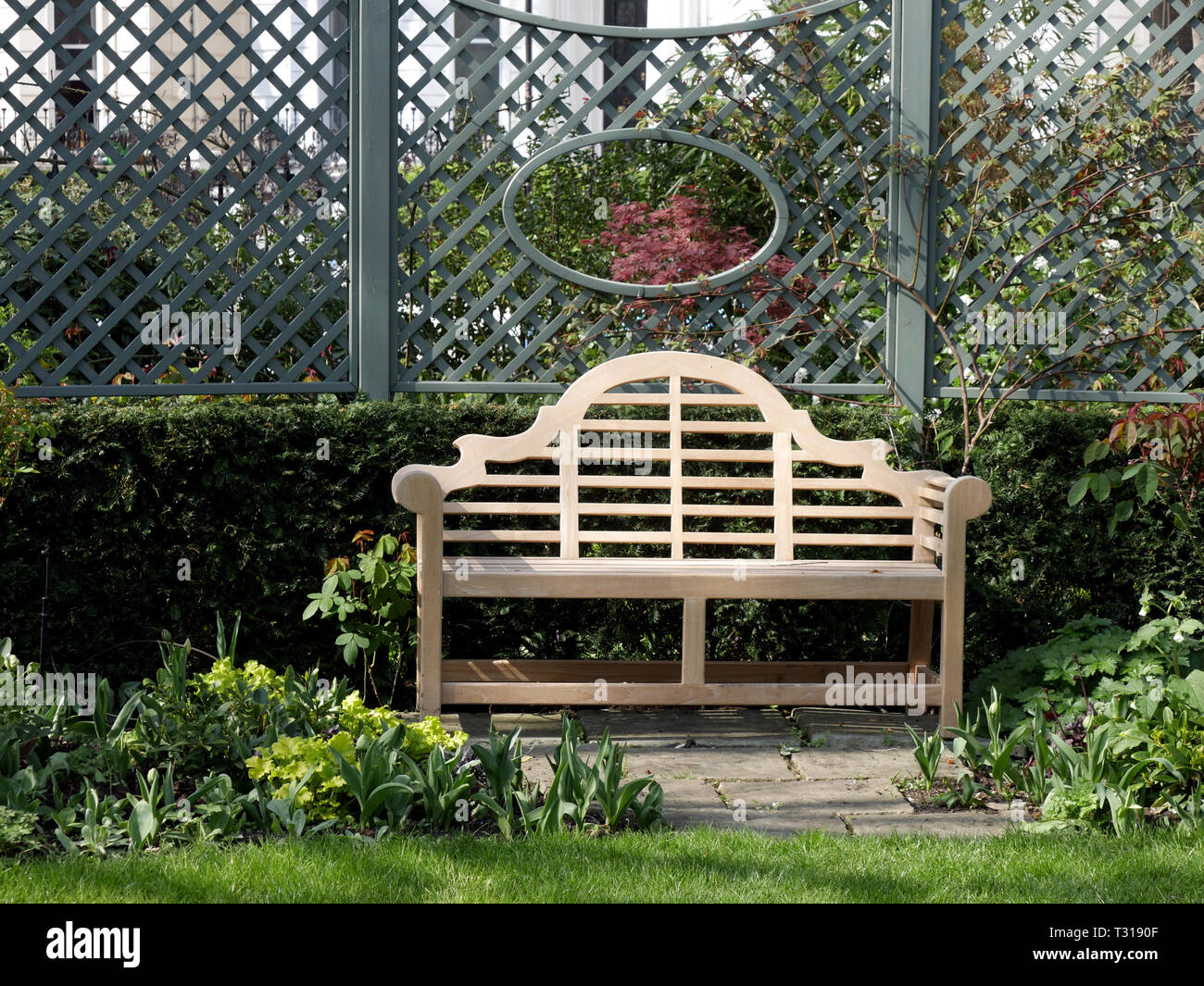 Ornate Garden Bench High Resolution Stock Photography and Images - Alamy