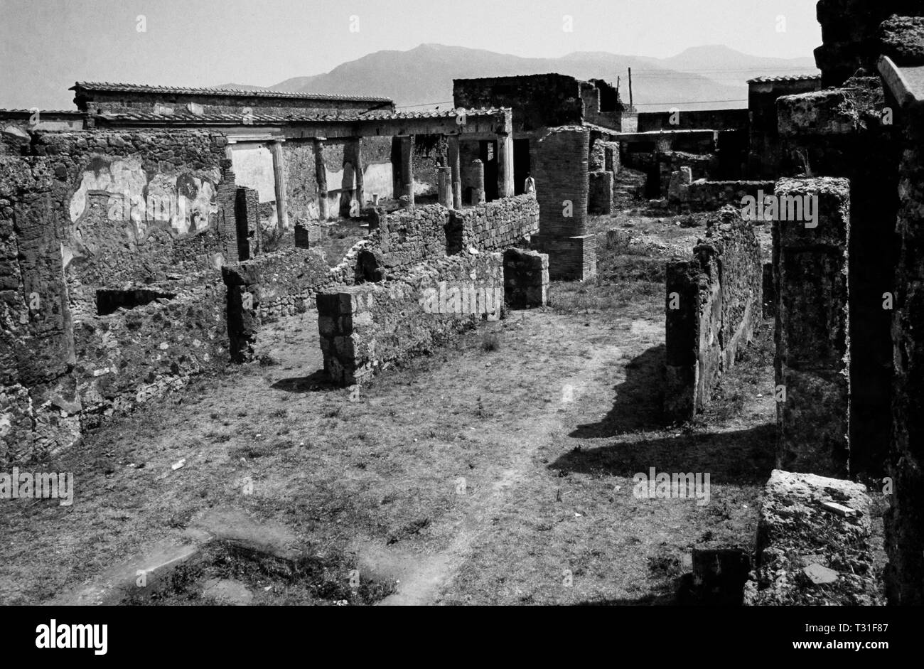 Destruction of pompeii Black and White Stock Photos & Images - Alamy