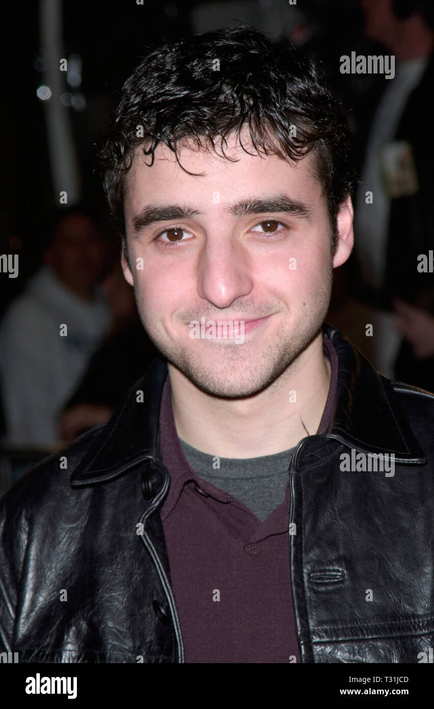 LOS ANGELES, CA. February 23, 2001: Actor DAVID KRUMHOLTZ at the Los