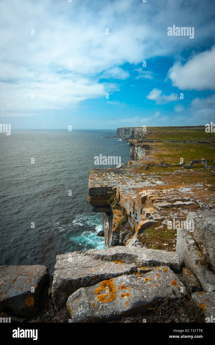 Dun aengus ring fort hi-res stock photography and images - Alamy