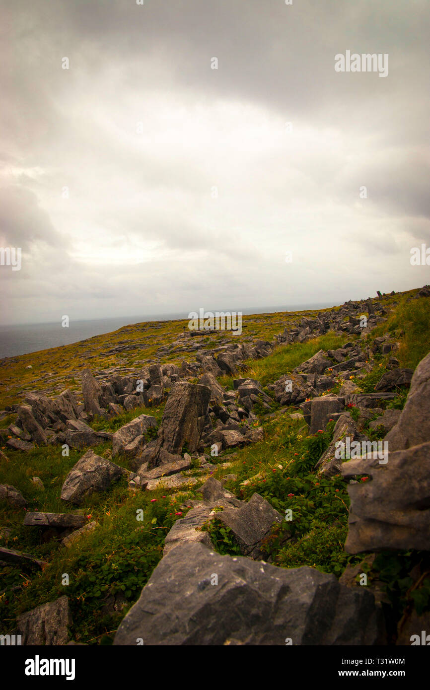 Dun aengus ring fort hi-res stock photography and images - Alamy