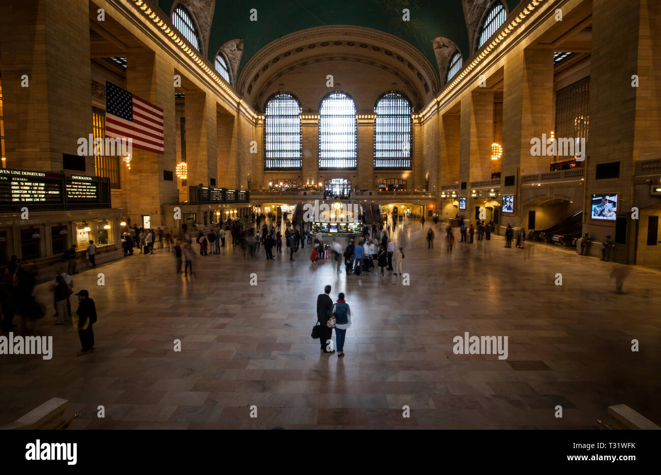 A couple ready to travel at Grand Central Station New York Stock Photo