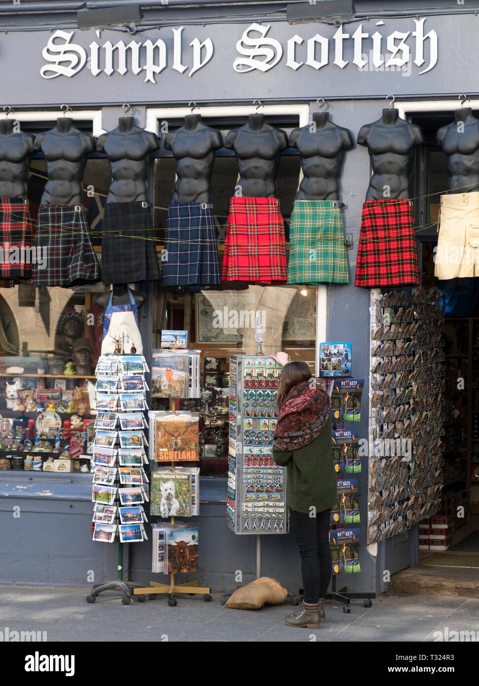 Simply Scottish souvenir shop on the Royal Mile, Edinburgh. Stock Photo