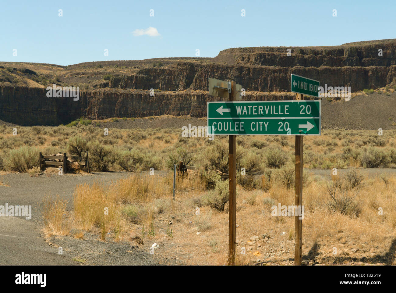 Desert view in Washington State, USA Stock Photo Alamy