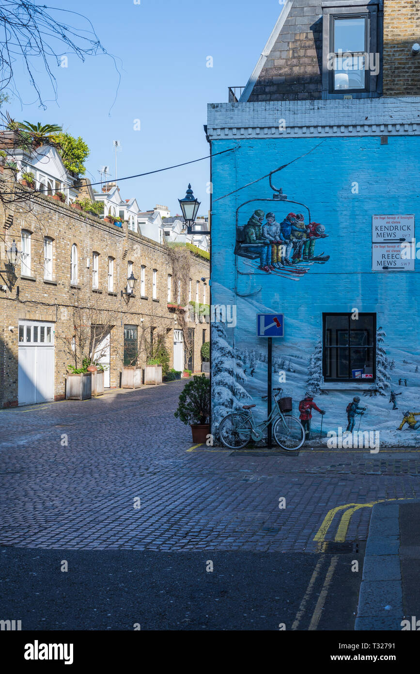 Wall mural at the entrance to Reece Mews and Kendrick Mews in South
