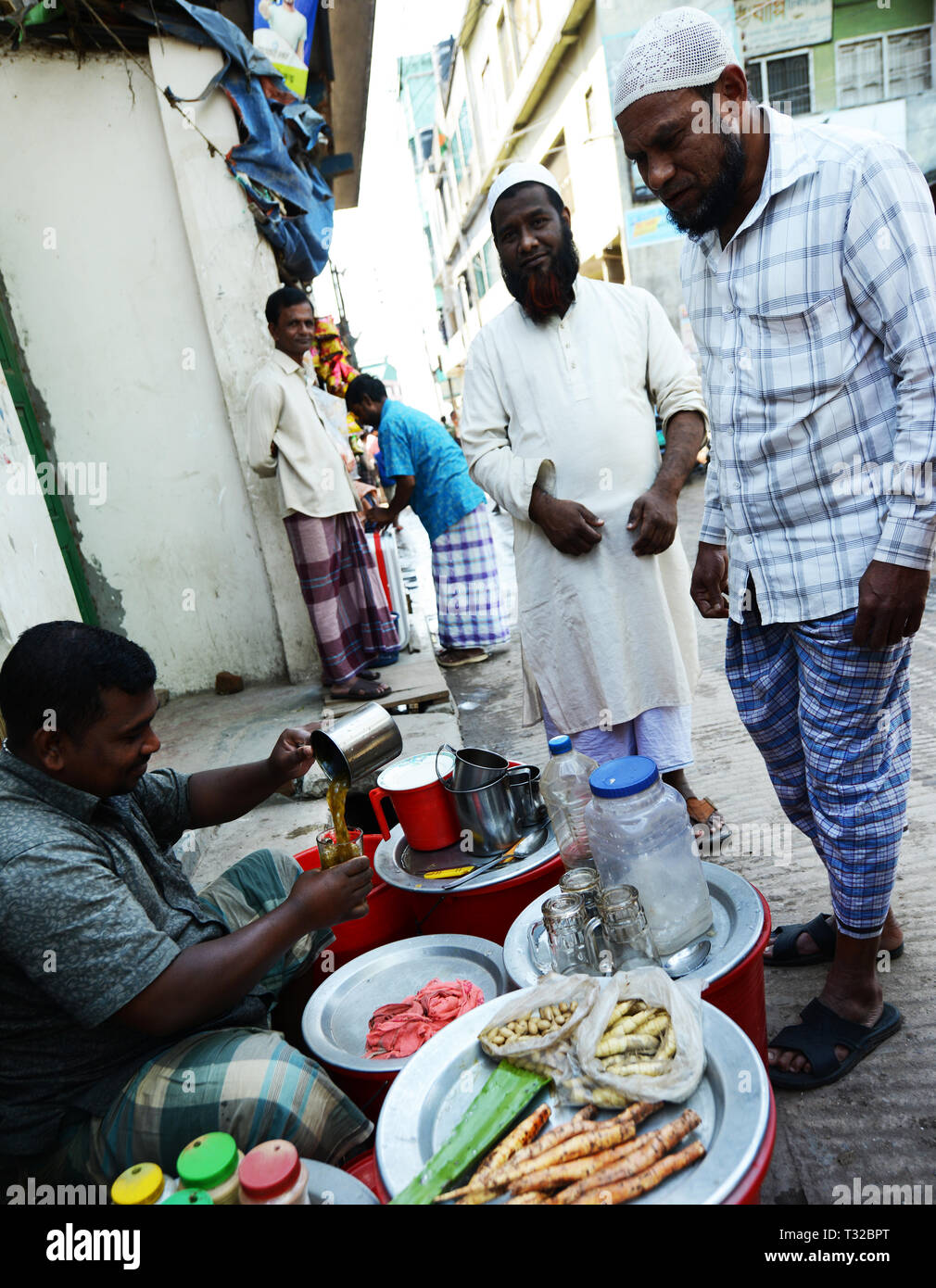 A traditional Sharbat drink vendor in Dhaka, Bangladesh Stock Photo Alamy