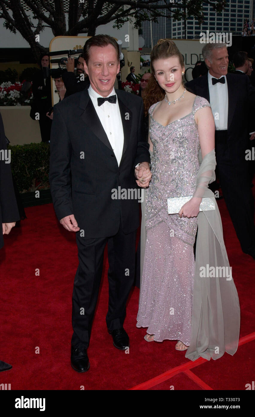 LOS ANGELES, CA. January 21, 2001: Actor JAMES WOODS & girlfriend at the 2001 Golden Globe Awards at the Beverly Hilton Hotel. © Paul Smith/Featureflash Stock Photo