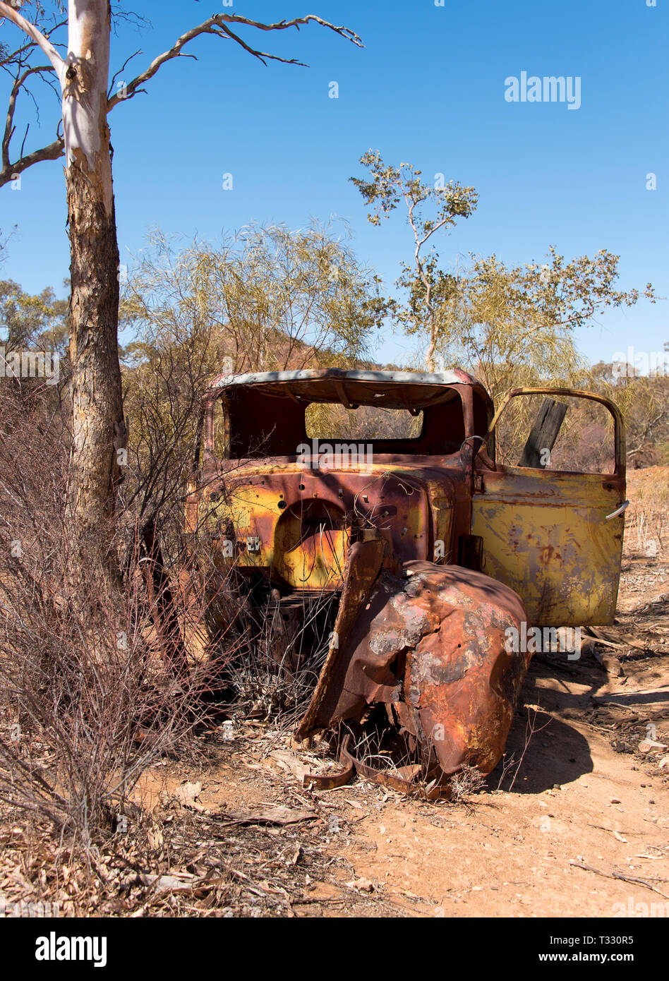 Vintage car wreck, Arkaroola, SA, Australia. Stock Photo