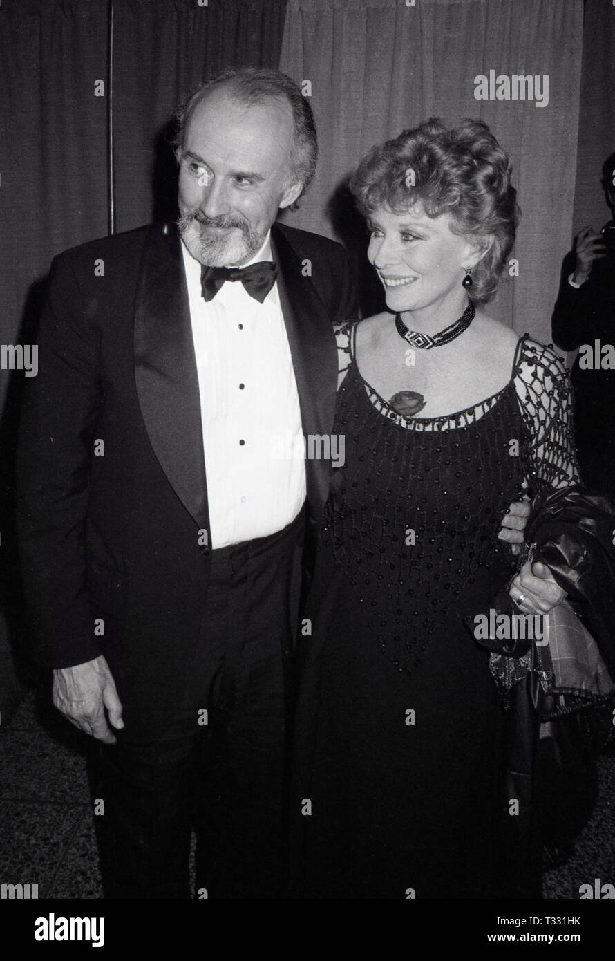 Richard Kiley and Gwen Verdon attend The 41st Annual Tony Awards at the Mark Hellinger Theatre