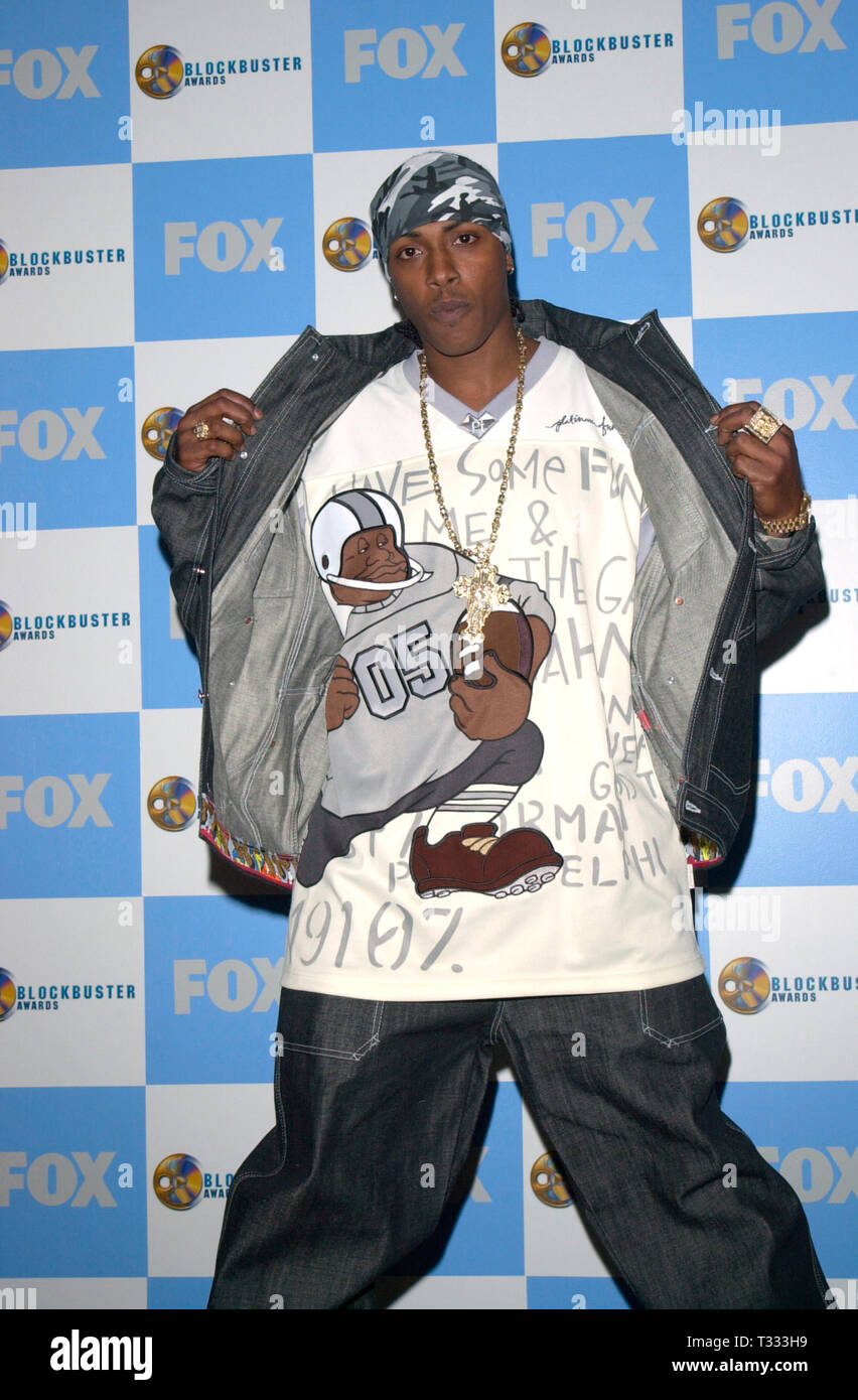 LOS ANGELES, CA. April 10, 2001: Singer MYSTIKAL at the 2001 Blockbuster Awards in Los Angeles. © Paul Smith/Featureflash Stock Photo