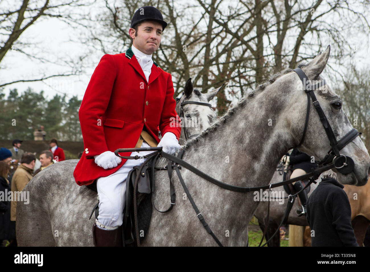 The Old Surrey Burstow and West Kent Hunt gather at Chiddingstone Castle for the traditional Boxing Day meet in Kent, UK Stock Photo