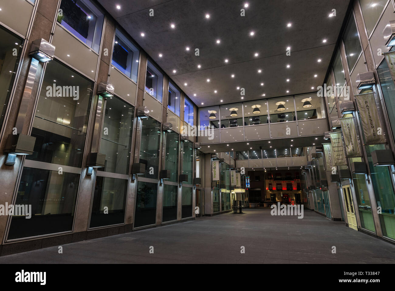 Shopping mall interior night hi-res stock photography and images - Page 3 -  Alamy