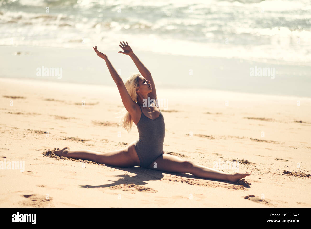 yoga-legs-beach-hi-res-stock-photography-and-images-alamy