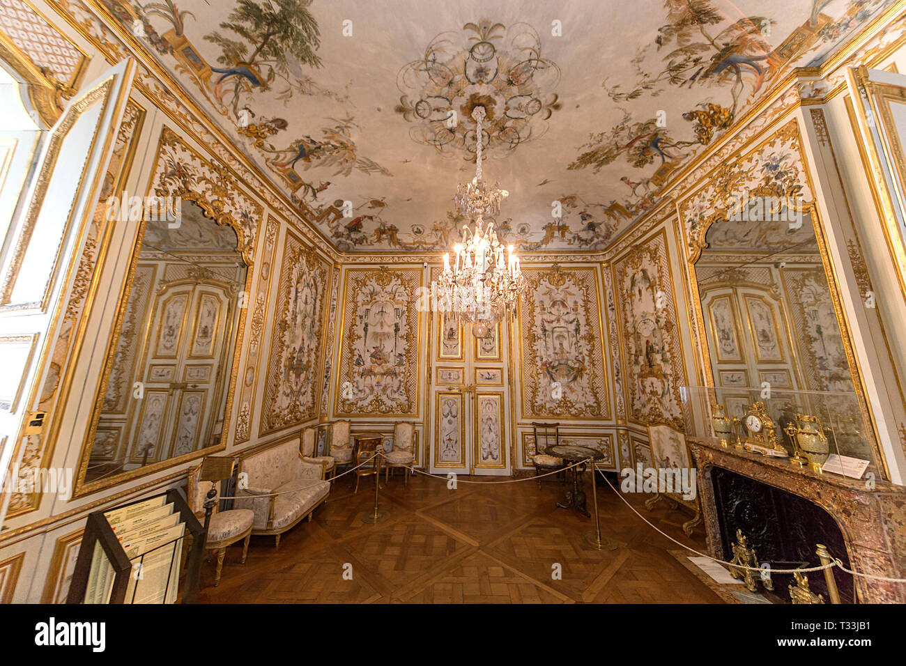Chateau Chantilly Interiors High Resolution Stock Photography and ...