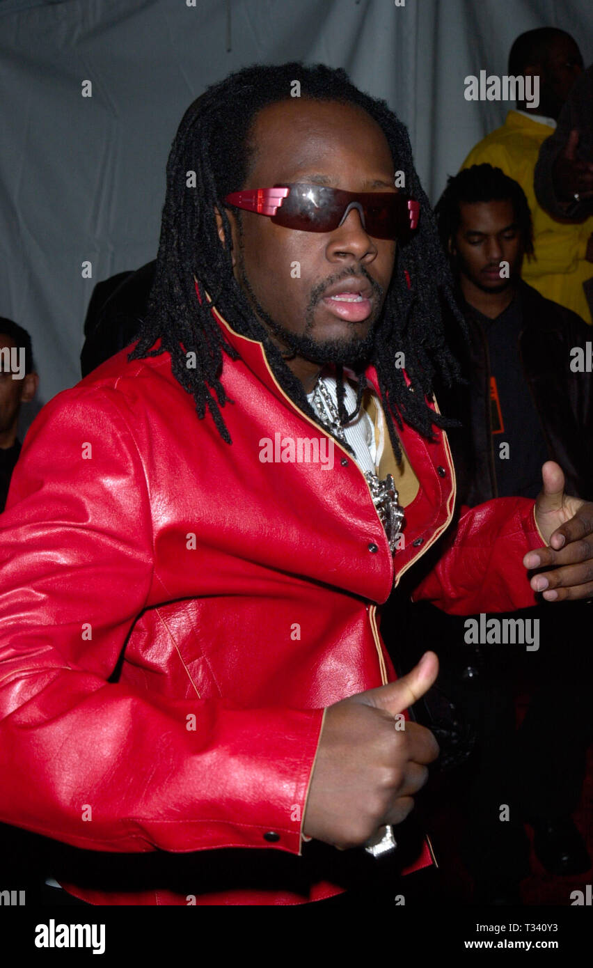 LOS ANGELES, CA. February 28, 2001 WYCLEF JEAN at the 15th Annual Soul