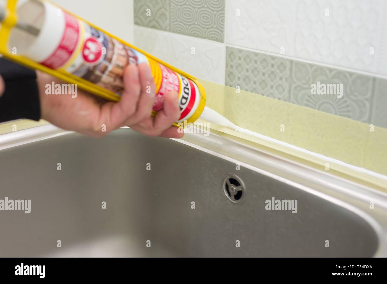 Silicone Sealant High Resolution Stock Photography and Images Alamy