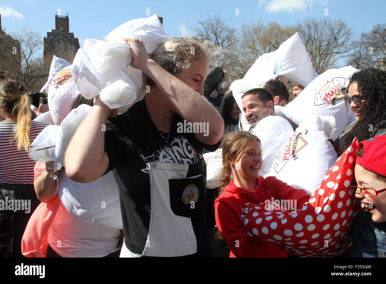 Worlds largest pillow fight hires stock photography and images Alamy