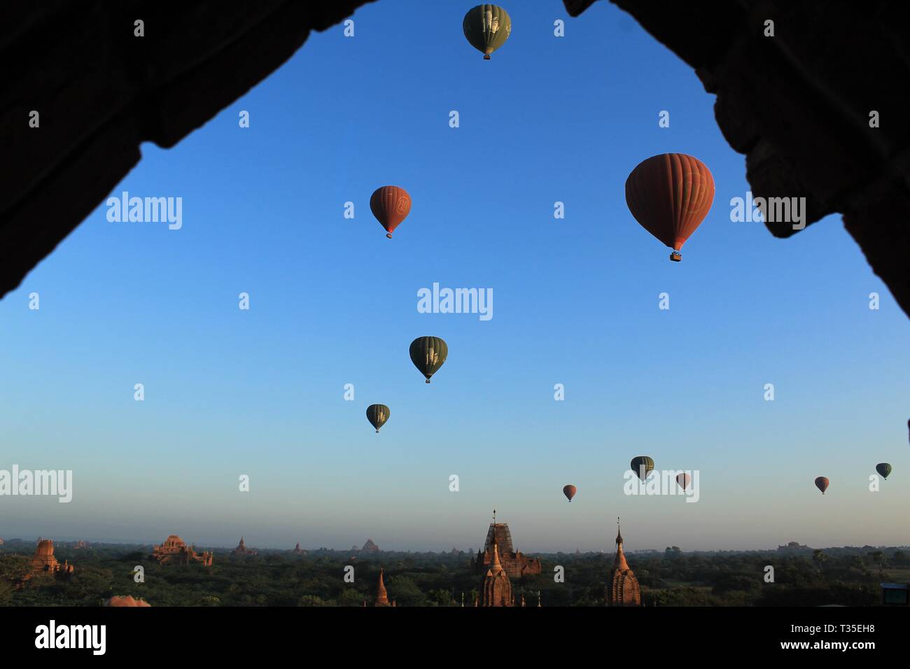 Myanmar photos hi-res stock photography and images - Alamy