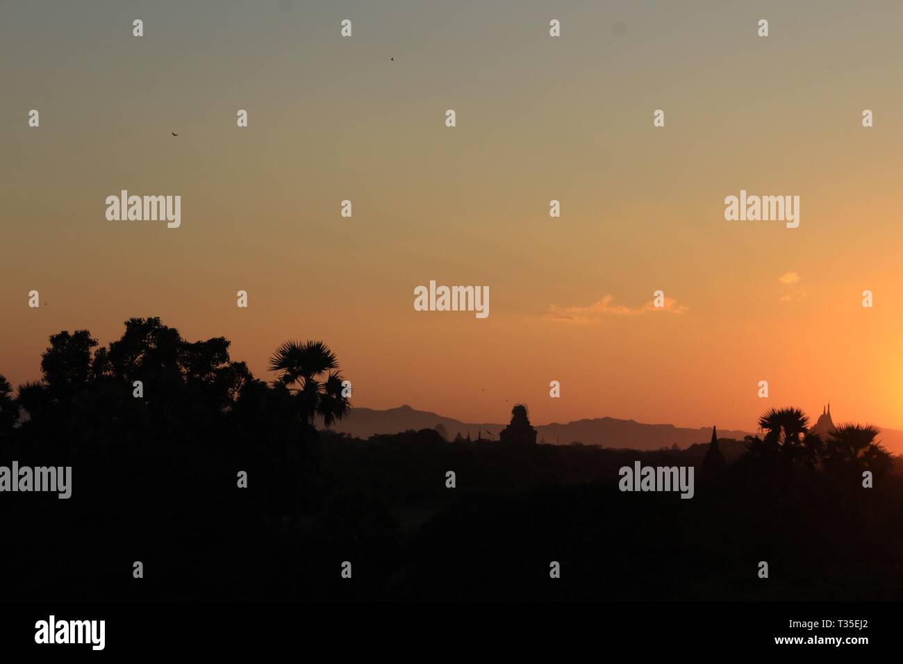 Myanmar photos hi-res stock photography and images - Alamy