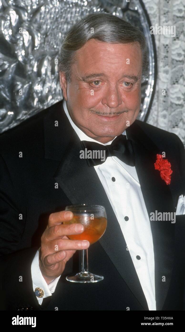 Jackie Gleason 1985 Photo By John Barrett/PHOTOlink Stock Photo Alamy