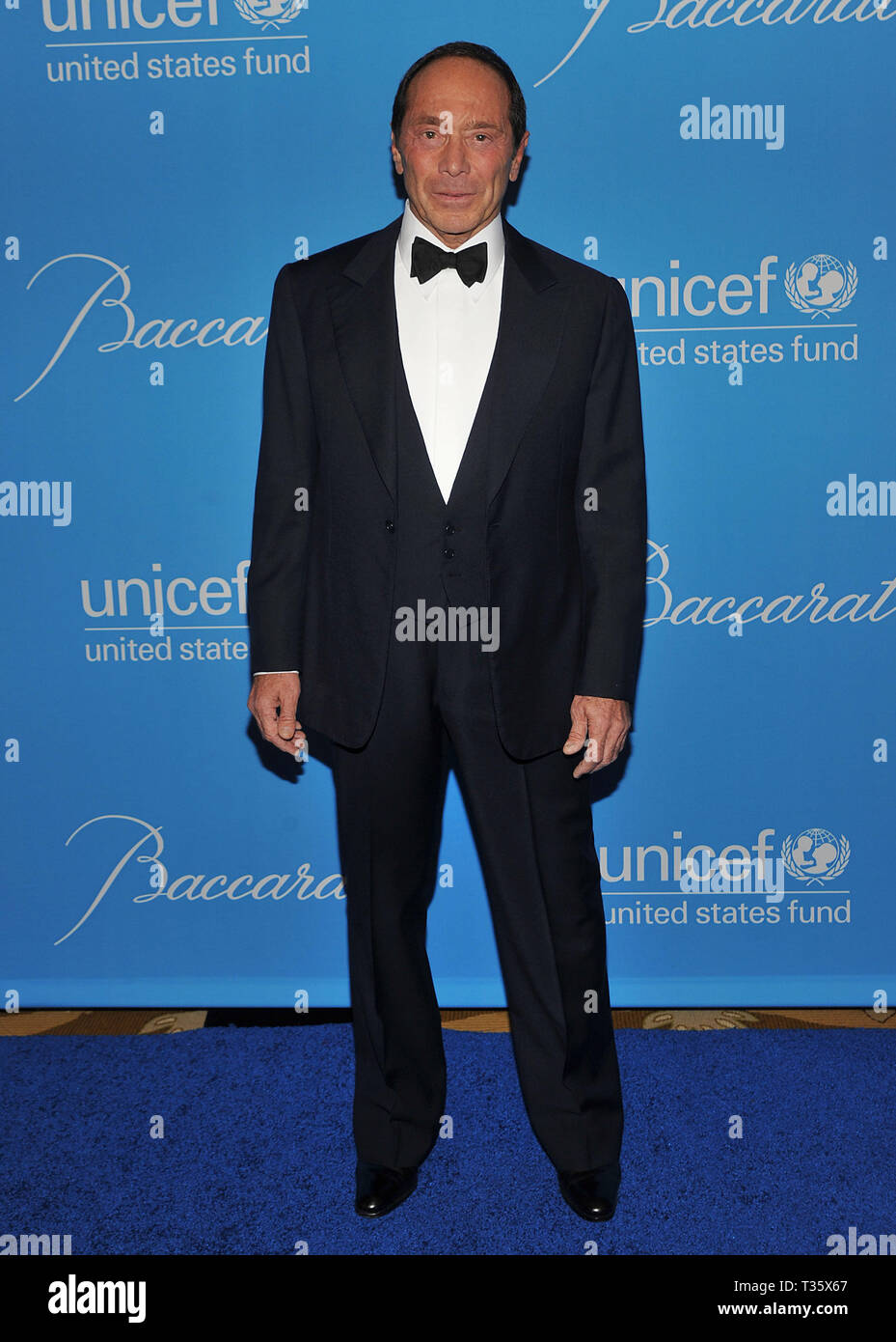 Paul Anka 41  - 2009 UNICEF Ball at the Beverly Wilshire Hotel In Los AngelesPaul Anka 41 Red Carpet Event, Vertical, USA, Film Industry, Celebrities,  Photography, Bestof, Arts Culture and Entertainment, Topix Celebrities fashion /  Vertical, Best of, Event in Hollywood Life - California,  Red Carpet and backstage, USA, Film Industry, Celebrities,  movie celebrities, TV celebrities, Music celebrities, Photography, Bestof, Arts Culture and Entertainment,  Topix, vertical, one person,, from the year , 2009, inquiry tsuni@Gamma-USA.com Fashion - Full Length Stock Photo
