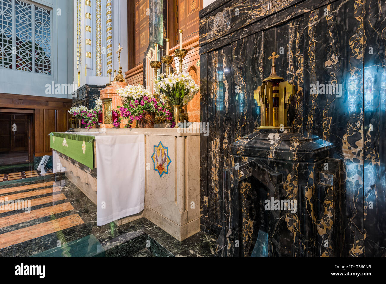 Interior of St. Wenceslaus Roman Catholic Church Stock Photo Alamy