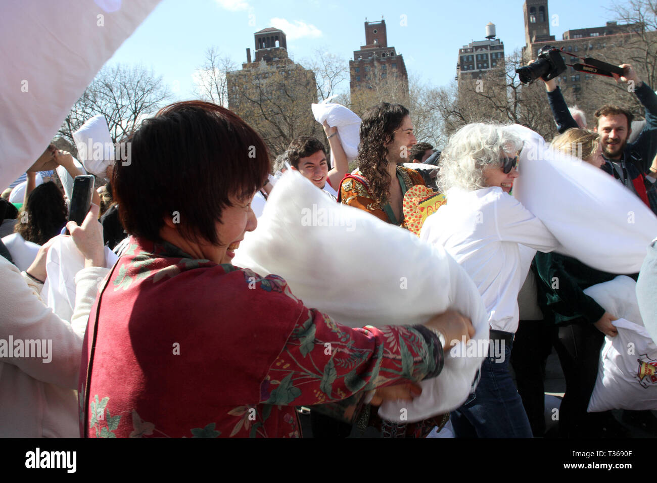 Worlds largest pillow fight hires stock photography and images Alamy