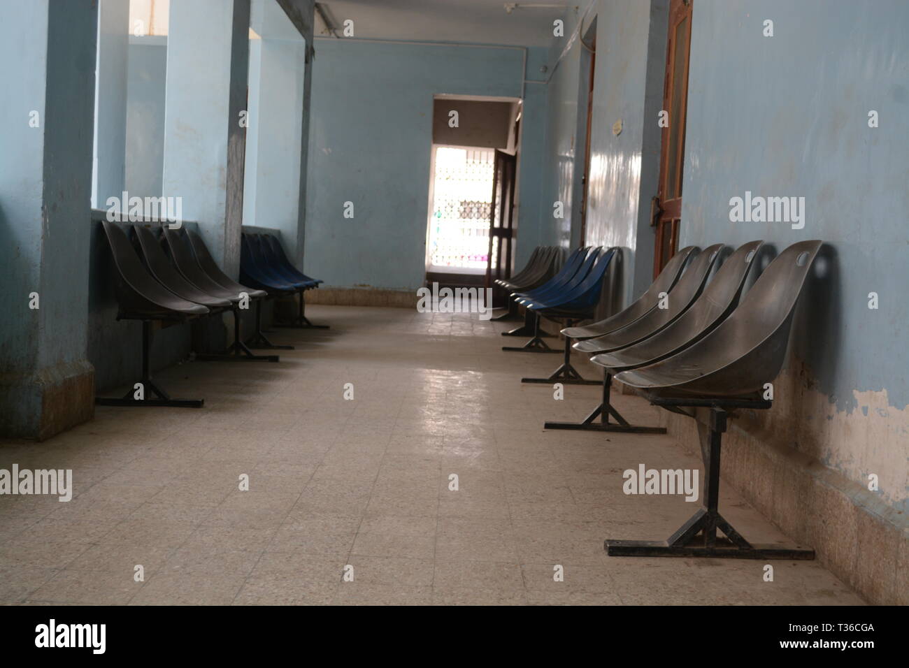 Quetta, Pakistan. 06th Apr, 2019. The out Patient Department (OPD) of Sandeman Provincial hospital due to strike of Doctors Action Committee. Credit: Din Muhammad Watanpaal/Pacific Press/Alamy Live News Stock Photo