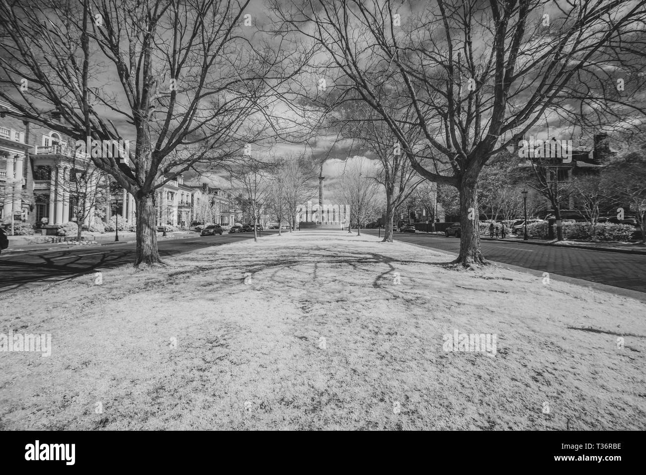 Monument Avenue in Richmond Virginia, featuring the Jefferson Davis Confederate Monument Stock Photo