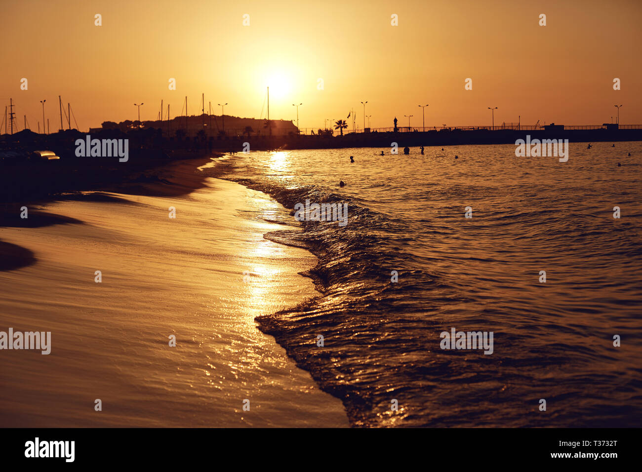 Closeup sunset sea waves hi-res stock photography and images - Alamy