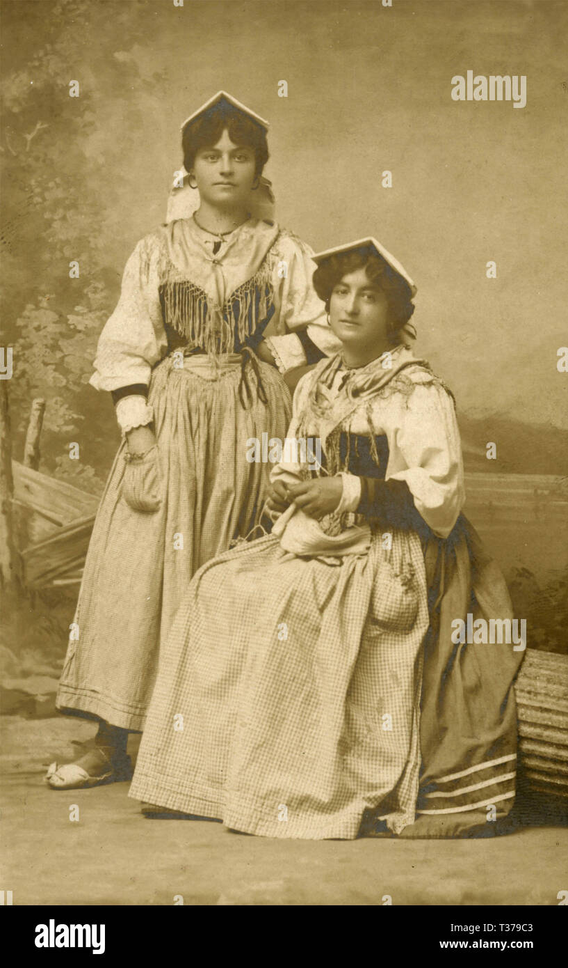 イタリアのアンティーク 肖像写真 (1890年代後半～1900年代初頭？) イタリアのアンティーク 肖像写真(1890年代後半～1900年代初頭？）