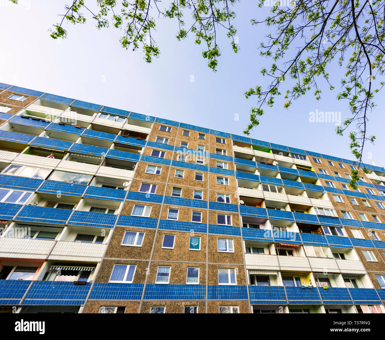 Multi Family Home Apartment Building Stock Photo Alamy