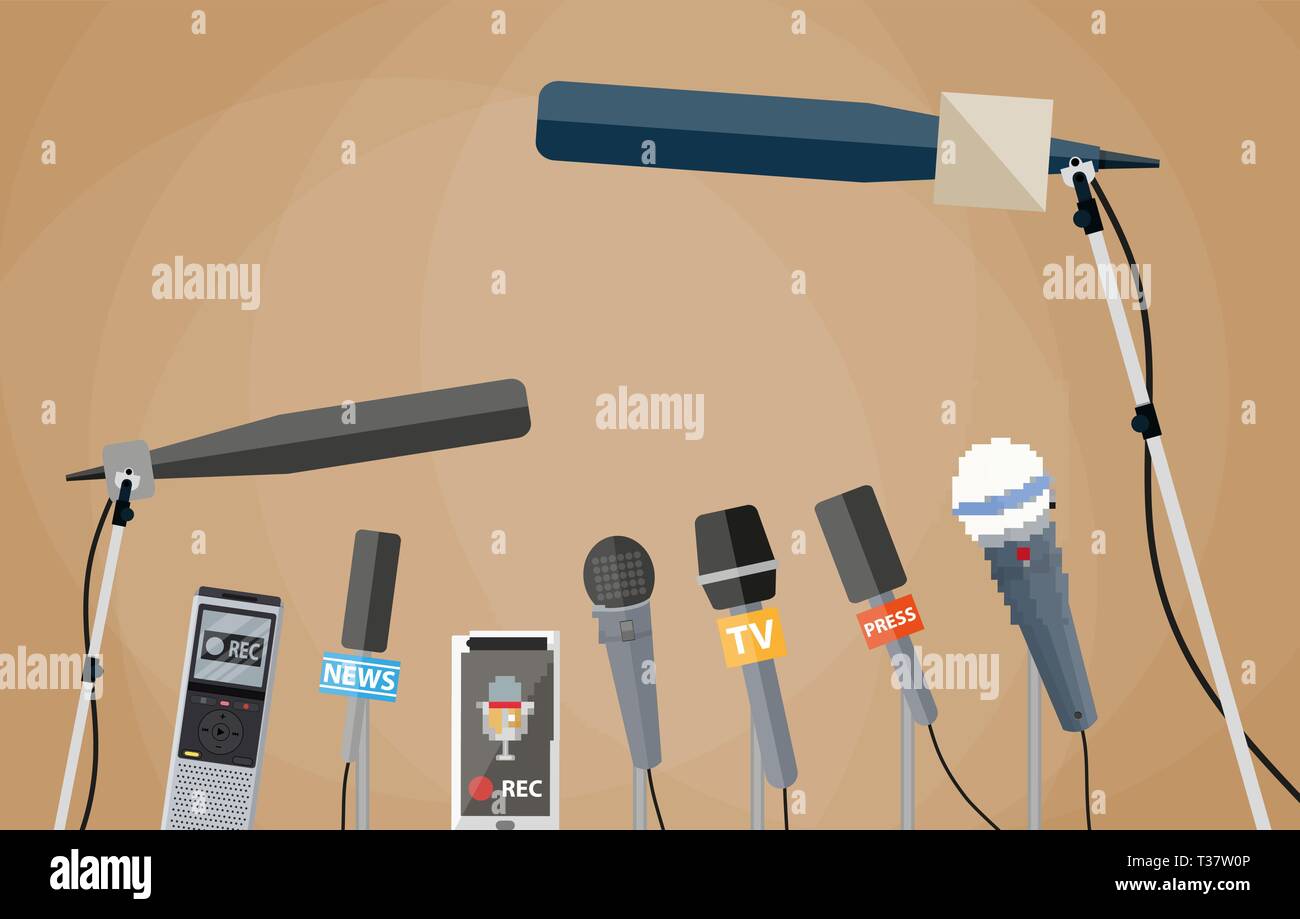 Microphones, tape recorder and smartphone with voice recorder app