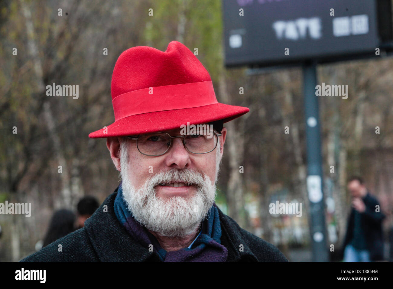 London, UK. 7th Apr 2019. The fifht London Hat Walk took place today with people wearing all kinds of extravagant and normal hats ,they walked from the tate Fallery to London Bridge Credit: Paul Quezada-Neiman/Alamy Live News Stock Photo