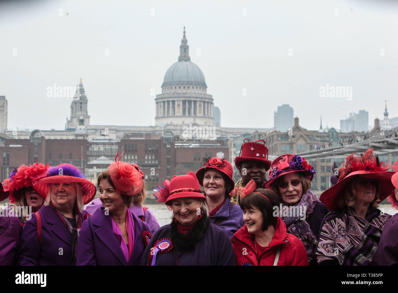 London, UK. 7th Apr 2019. The fifht London Hat Walk took place today with people wearing all kinds of extravagant and normal hats ,they walked from the tate Fallery to London Bridge Credit: Paul Quezada-Neiman/Alamy Live News Stock Photo