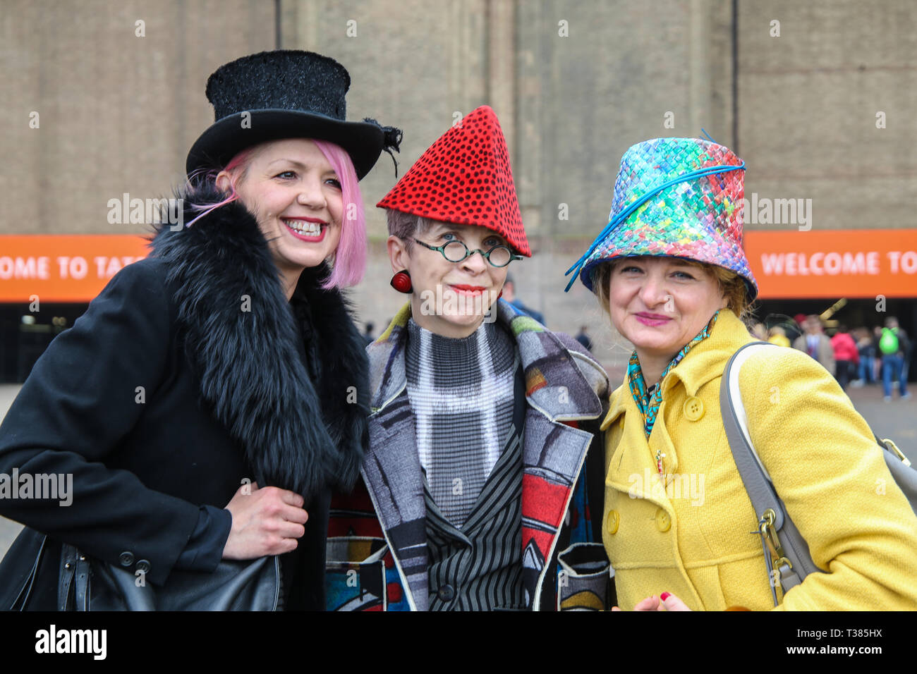 London, UK. 7th Apr 2019. The fifht London Hat Walk took place today with people wearing all kinds of extravagant and normal hats ,they walked form the tate Fallery to London Bridge Credit: Paul Quezada-Neiman/Alamy Live News Stock Photo