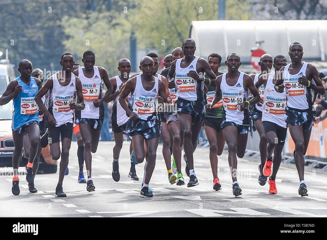 Vienna Marathon High Resolution Stock Photography And Images Alamy
