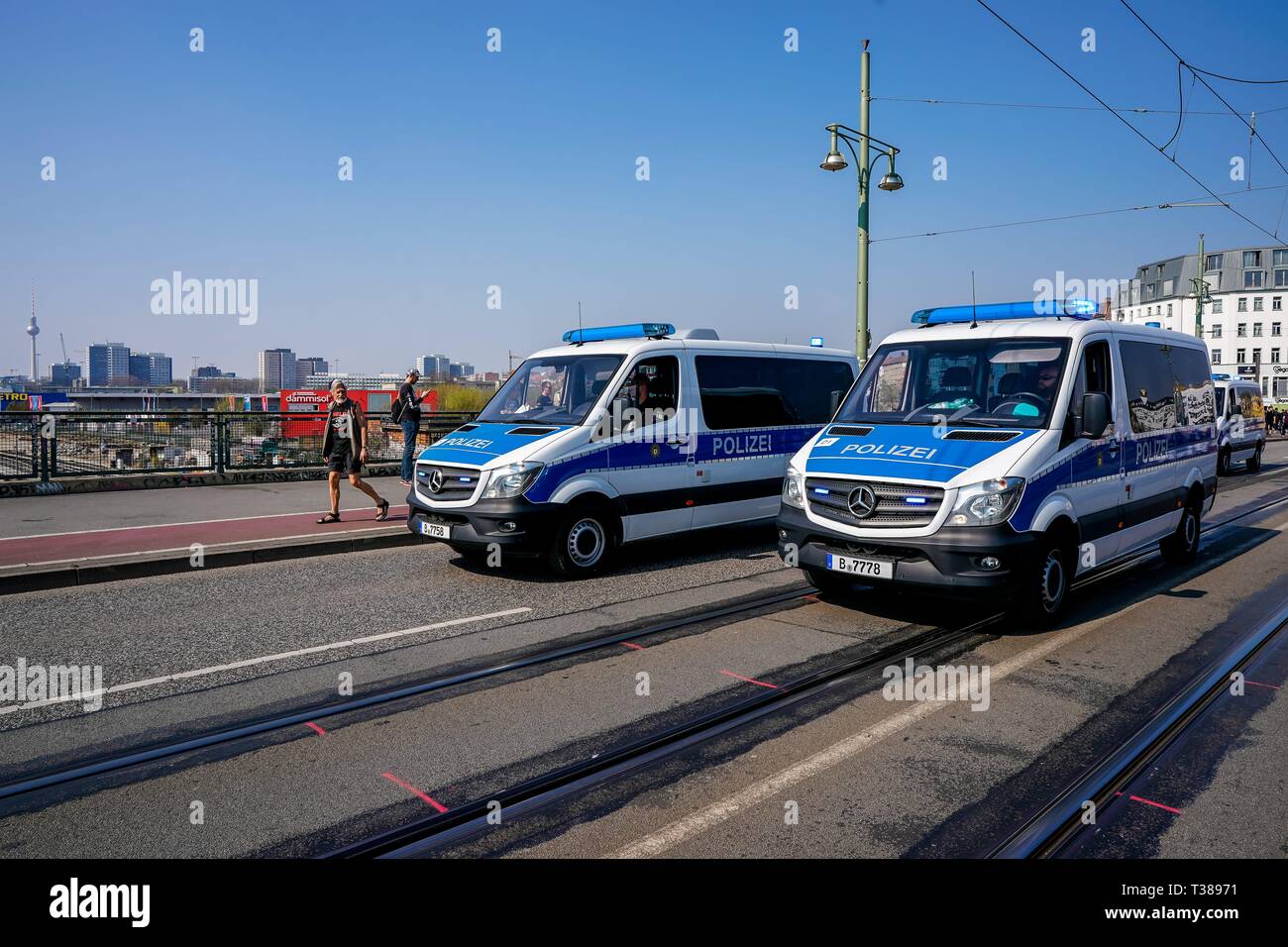 Orndungskrafte hires stock photography and images Alamy