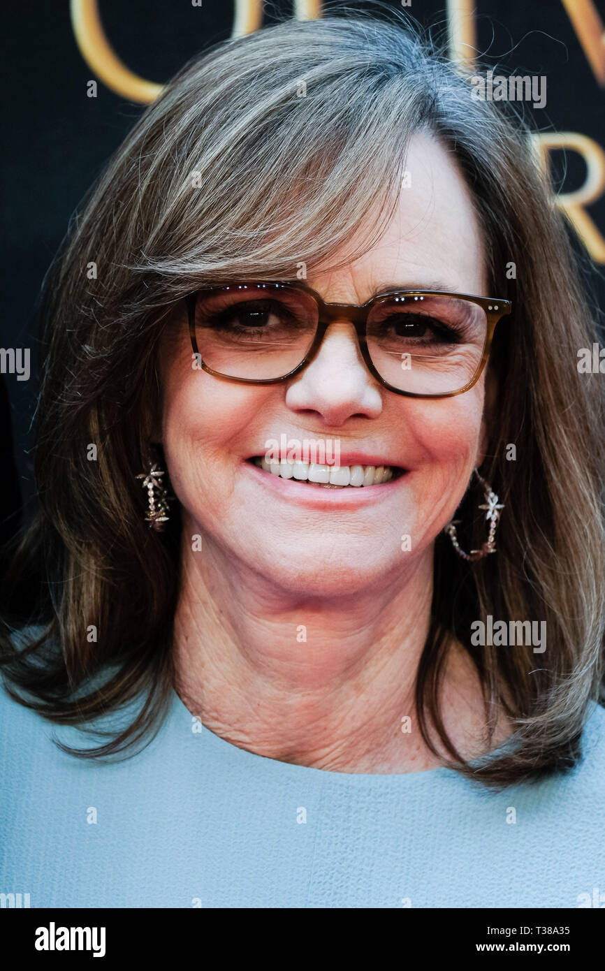 London Uk 7th Apr 2019 Sally Field Poses On The Red Carpet At